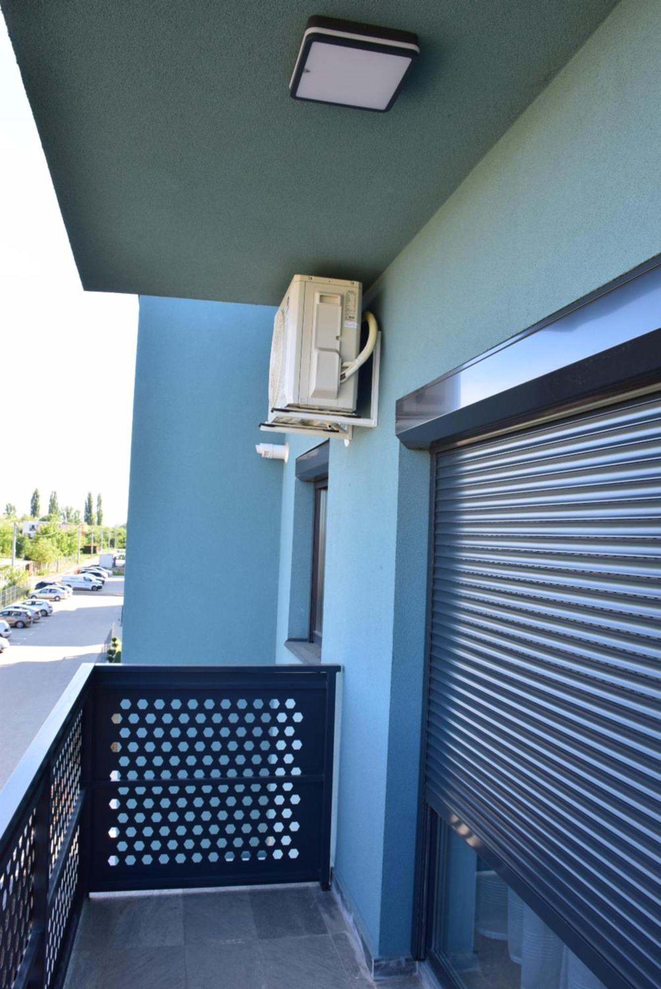 Sweet Cloud Residence Dumbravita  Bagian luar foto