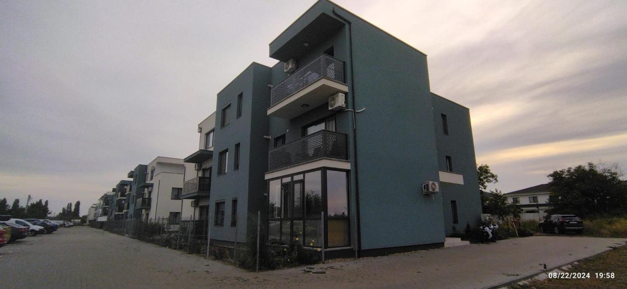 Sweet Cloud Residence Dumbravita  Bagian luar foto